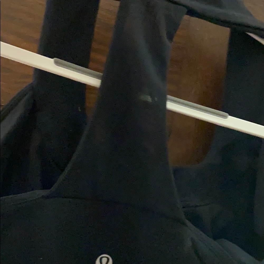 Lululemon Razorback tank - Picture 3 of 3